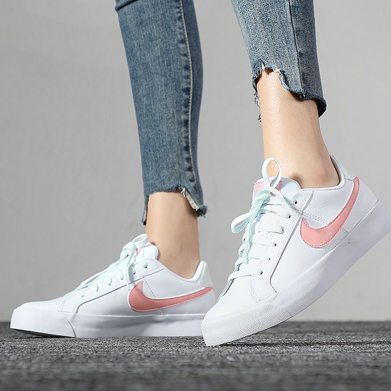 nike ao2810