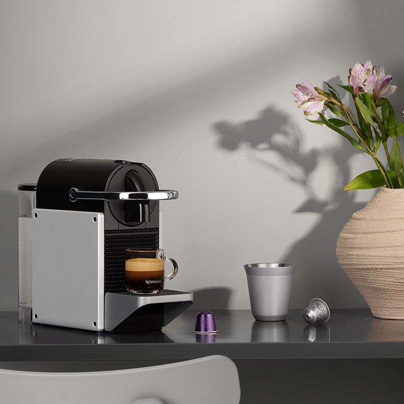 Nespresso Pixie D62进口小型家用商用智能全自动意式胶囊咖啡机高清大图