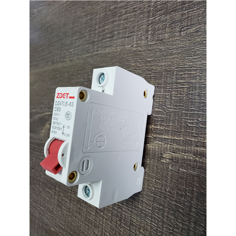 zdet 小型断路器 空气开关dz47-63/1p(c型)40a(台)