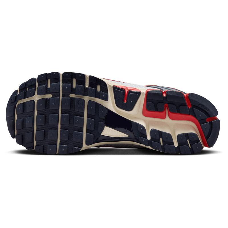 耐克(NIKE)男款跑鞋透气舒适缓震支撑休闲运动鞋高清大图