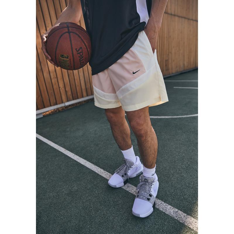 Nike男士篮球运动短裤松紧腰设计透气舒适休闲运动裤