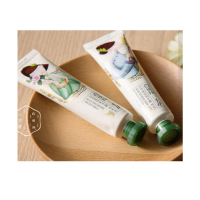 百雀羚(PECHOIN) 三生花护手霜滋润保湿嫩白补水防干裂冻霜润手霜女防倒刺3支