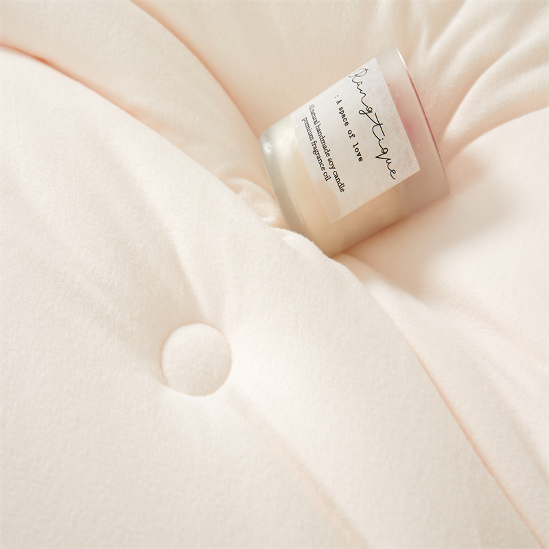 紫罗兰针织绒超暖被200x230cm款号:VDZLPBZ13787高清大图