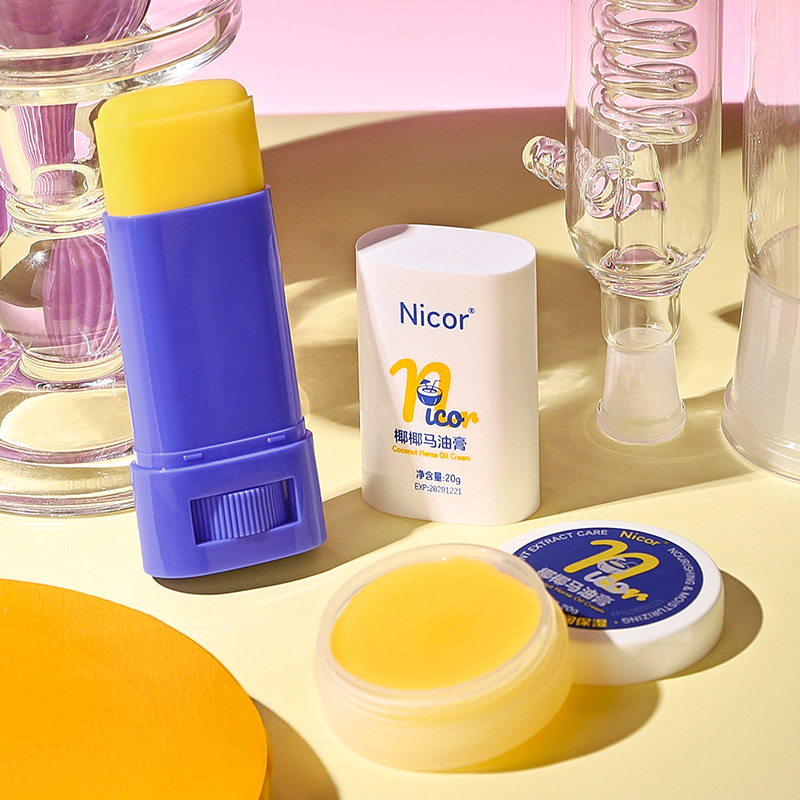 滋润椰椰马油膏棒皴裂膏护手霜足霜冻裂霜防裂亲肤椰子油高清大图