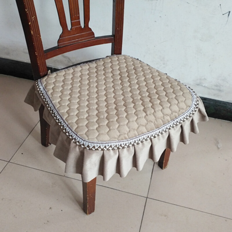 四季通用毛绒防滑餐椅垫坐垫饭店餐厅网吧座椅垫布艺电脑椅子垫咖色