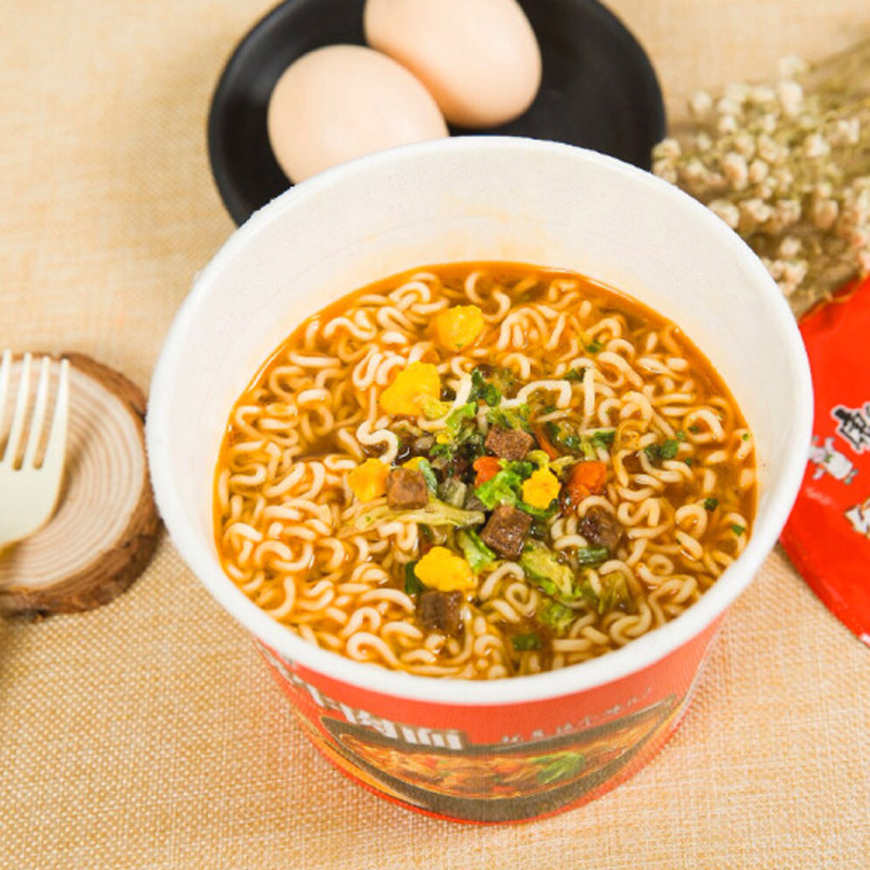 康师傅牛肉泡面