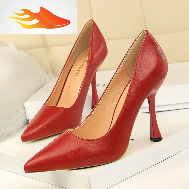 fishbasket春秋黑色高跟鞋女细跟通勤浅口单鞋优雅职业尖头女鞋33小码