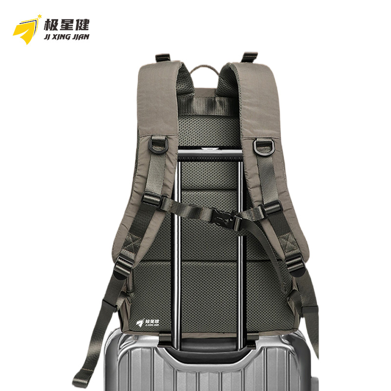极星健 双肩包 25L 个高清大图