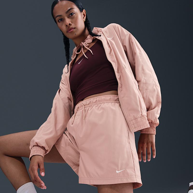 Nike耐克女士运动短裤轻质透气经典款遮阳防晒休闲跑步高清大图