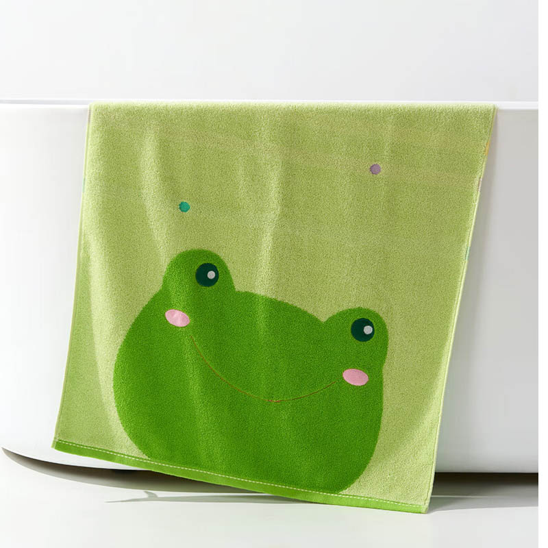 洁玉 开心乐园纯棉儿童浴巾 60cm*120cm 290g 绿色高清大图