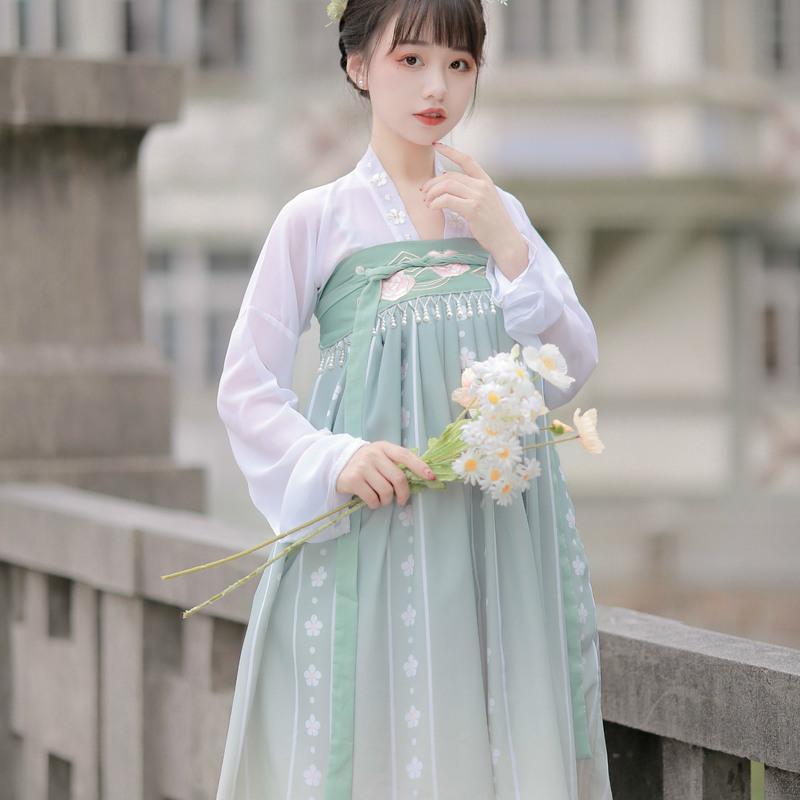 云麓集春雨烟齐胸襦裙套装日常汉服女短款汉元素女刺绣印花春夏款 春雨烟套装 S
