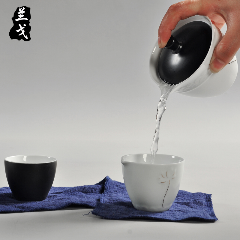美帮汇整套定窑亚光釉快客杯便携旅行陶瓷功夫茶具一壶两杯礼品套装高清大图