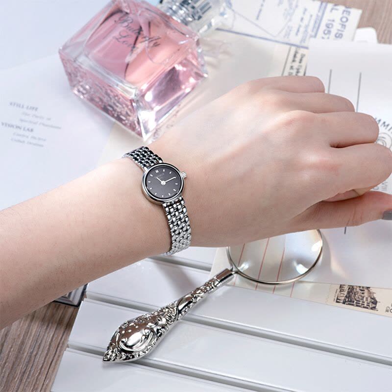 天梭(TISSOT)瑞士手表 小可爱系列腕表 石英女表 送女友T058.009.11.051.00图片