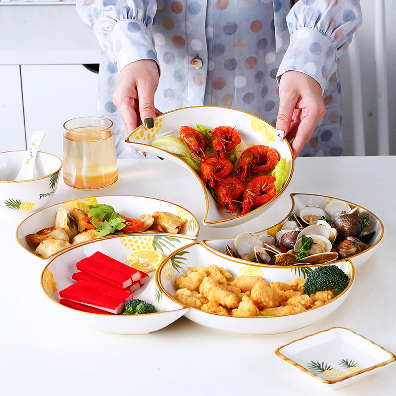 创意网红分餐盘子套装陶瓷拼盘烘焙精灵组合团圆分格盘