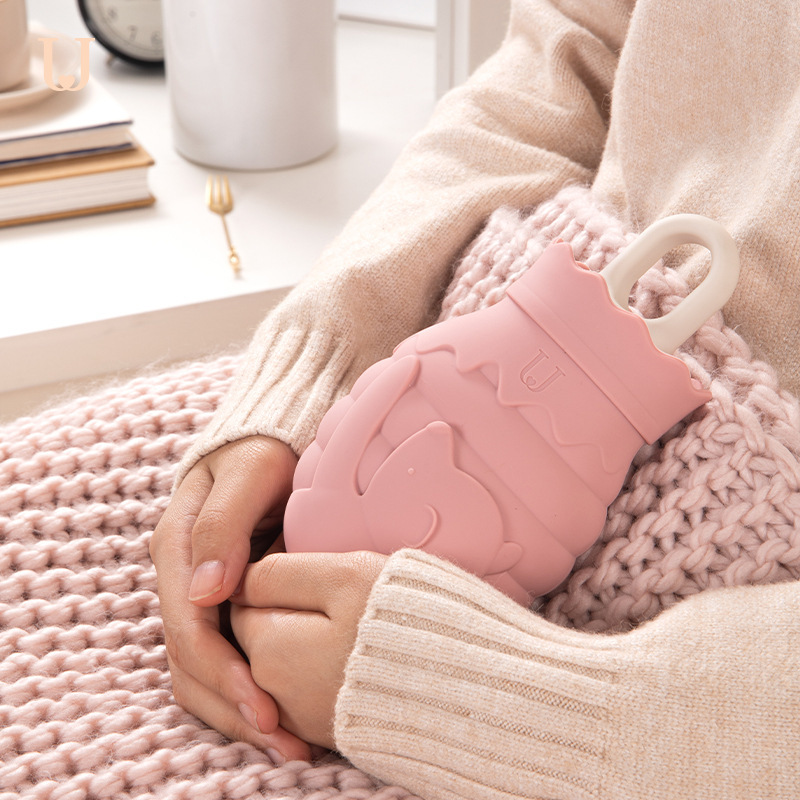 蜜罐熊暖水袋注水硅胶热水袋便携保暖袋热水袋迷你暖手宝c1918苏宁极