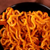 国产超辣火鸡面136g*5包方便面炸酱面倍辣干拌面非韩国方便速食