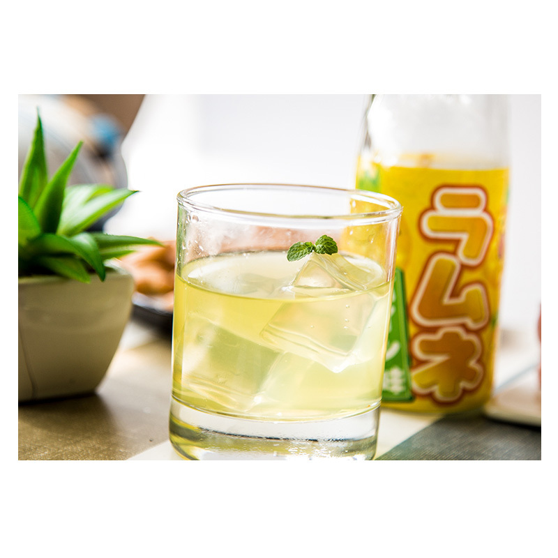 日本进口 哈达 波子汽菠萝香味碳酸饮料 200ml