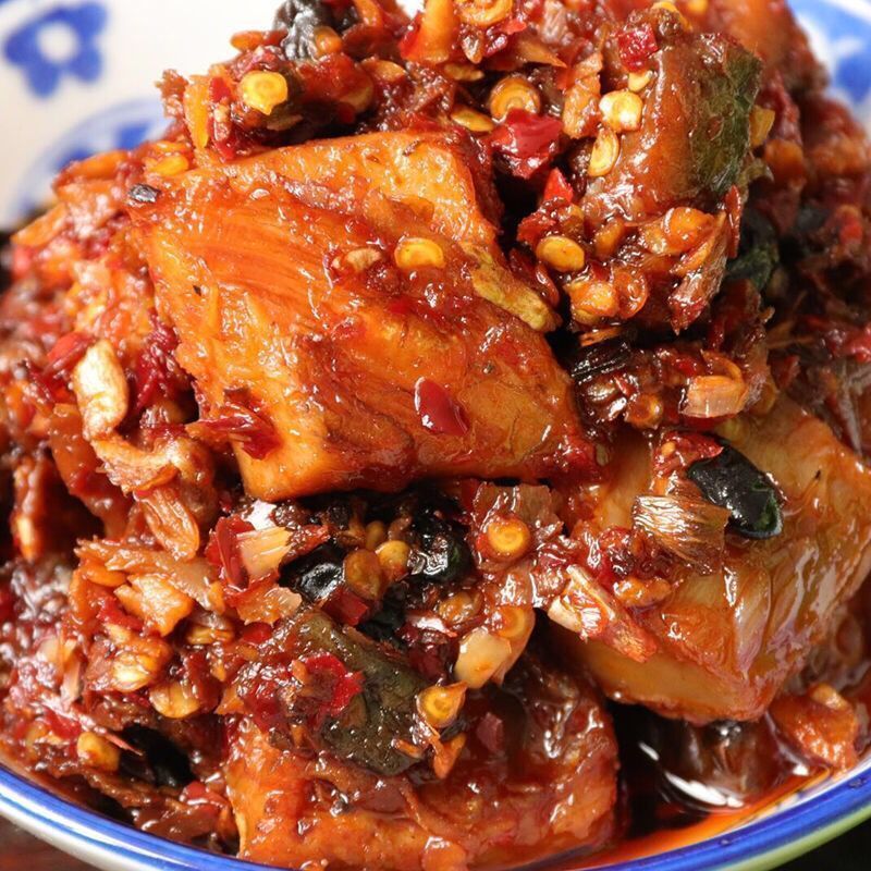 香辣小鱼仔200g小瓶打折鲜多爱香辣鱼排湖南特产下饭菜瓶装熏腊鱼块