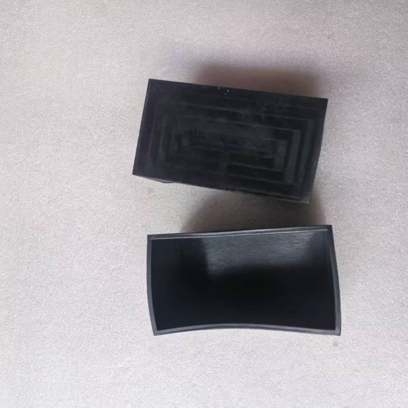 阿托拉思 速度传感器磁极防护套 108*60*60(定做)1个图片