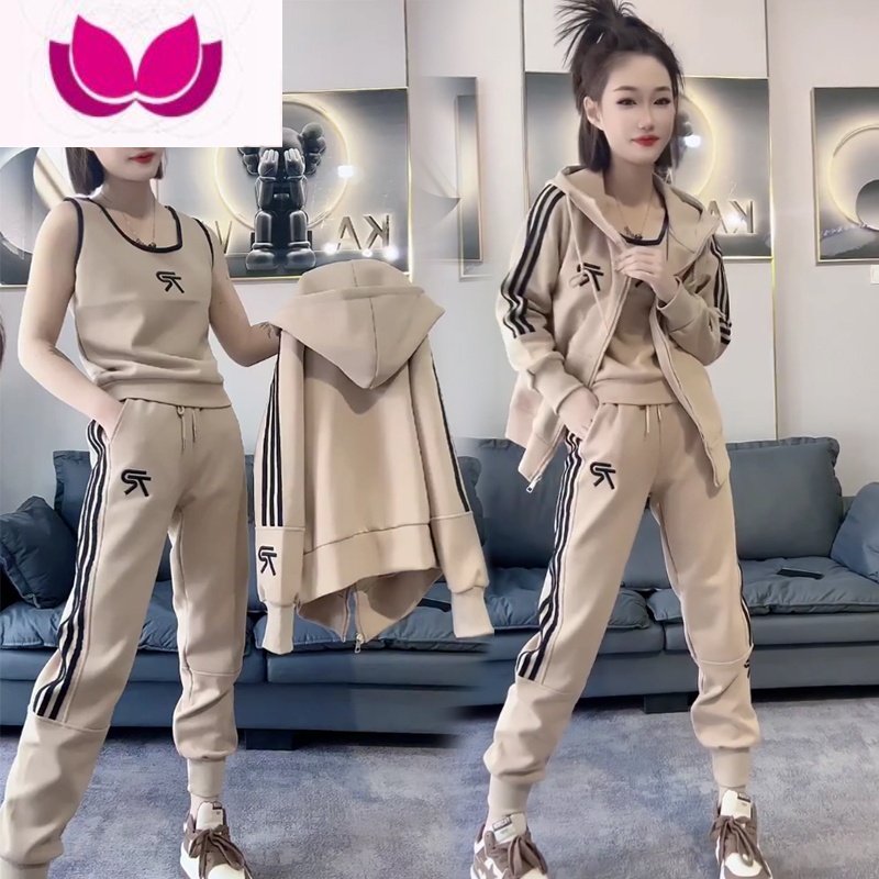 七斓运动套装女2023春季新款网红时尚刺绣字母连帽开衫砍袖打底三件新 XL建议100-115斤 卡其色