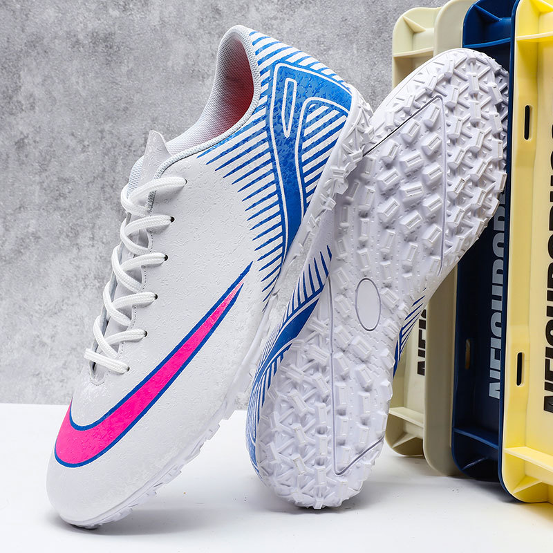 佳美良品 足球鞋 Z10/双高清大图