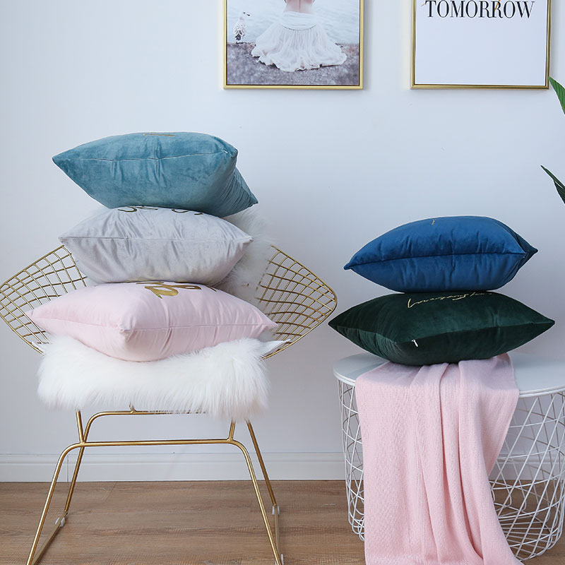北欧风烫金抱枕ins网红款墨绿色正方形沙发靠枕套宝蓝深蓝色靠垫高清大图