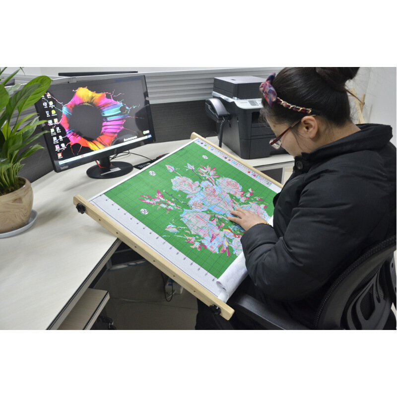 十字绣架 木质可节十字绣工具绣绷 大号方形绣框手持夹式绣花架 图片色