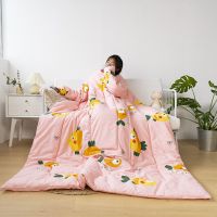 春秋防踢带袖子的懒人被办公室车用保暖抱枕被子两用车用靠枕被子