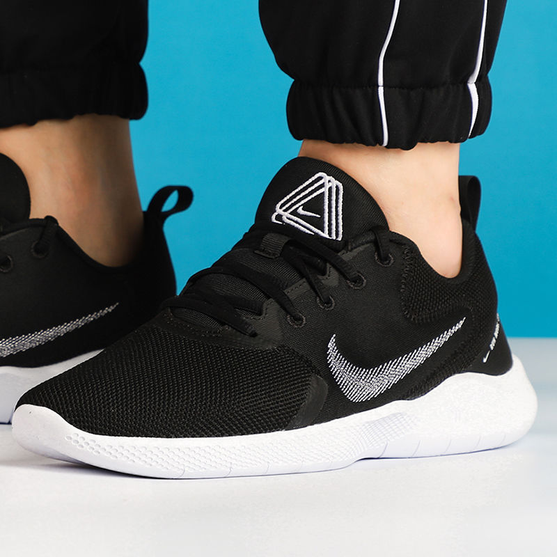 nike耐克男鞋2021冬季新款赤足软底运动鞋透气网面鞋跑步鞋参数