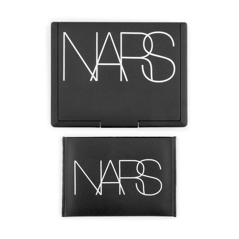 纳斯NARS 裸光蜜粉饼10g哑光控油定妆持久遮瑕提亮大白饼粉扑高清大图