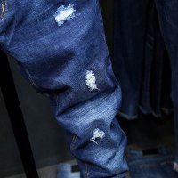 2022春夏新款男士牛仔裤中青年修身直筒弹力潮流百搭休闲裤男士时尚潮款破洞牛仔裤男士长裤子轻奢世家