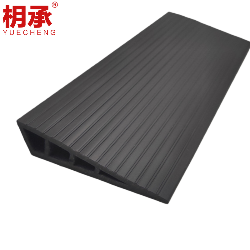 枂承硬质爬坡垫高清大图