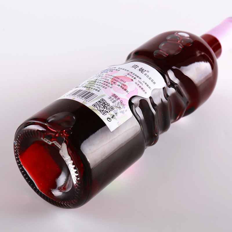 贵妮春色蓝莓酒天使之手瓶型果酒高清大图