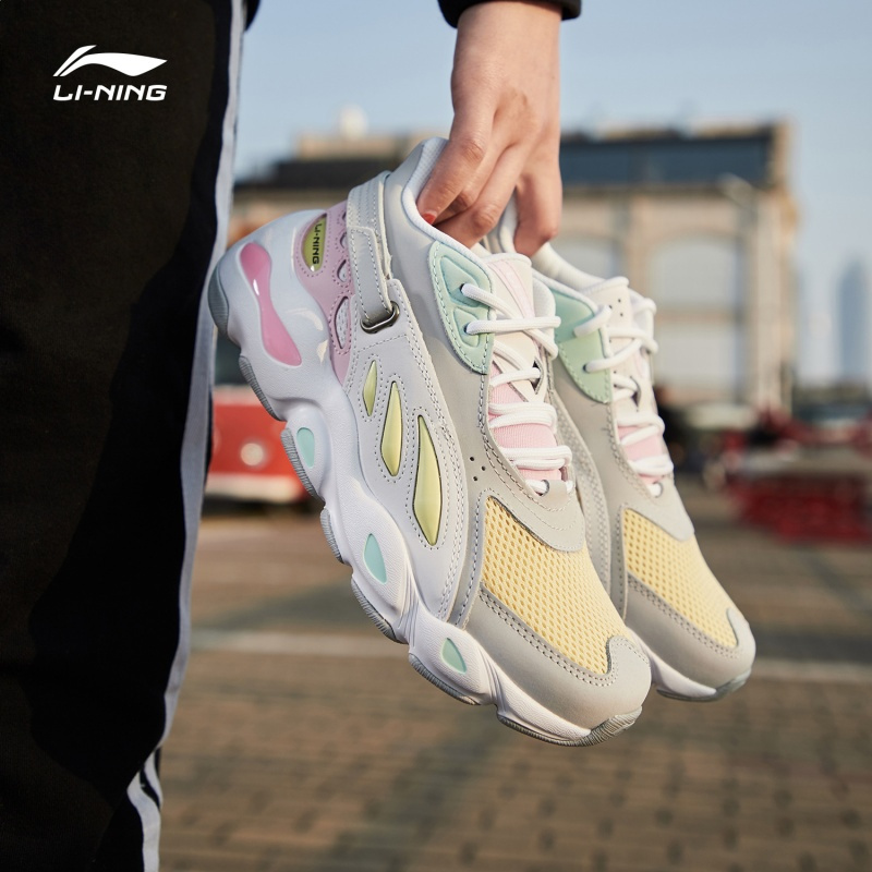 中国李宁纽约时装周系列蝴蝶休闲鞋女鞋时尚潮流运动鞋