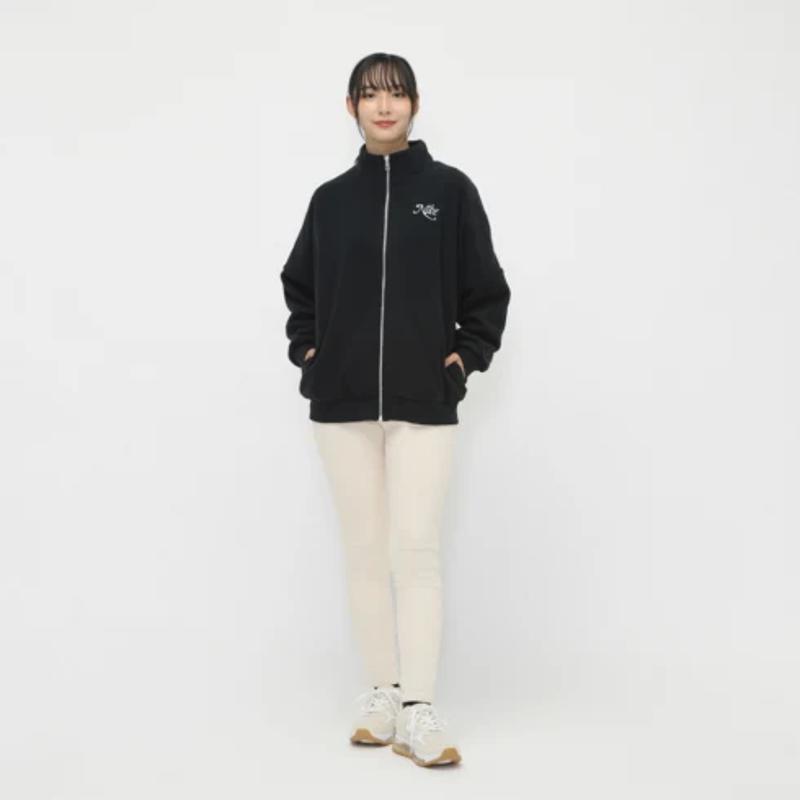 Nike运动夹克女款冬季新款黑色白色可选防风保暖轻便户外
