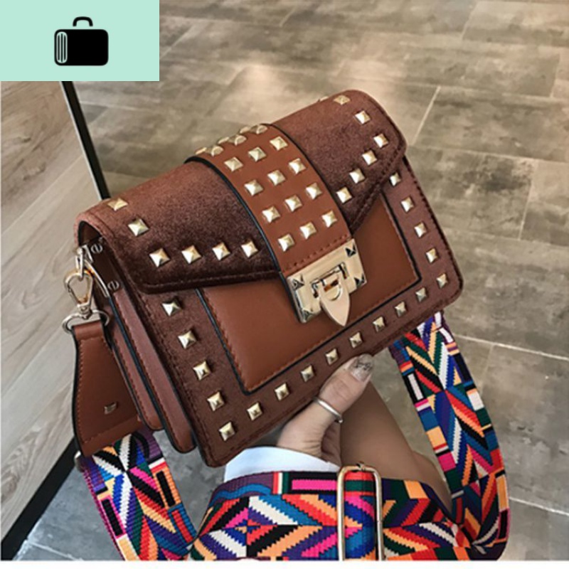 ins超火小包包女2020秋季新款潮单肩包韩版铆钉百搭斜挎包小方包NEWLAKE高清大图