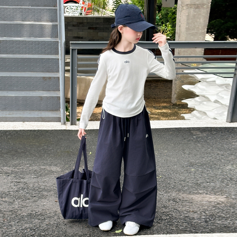 女童秋装套装新款洋气儿童长袖秋季时髦女孩大童运动两件套潮