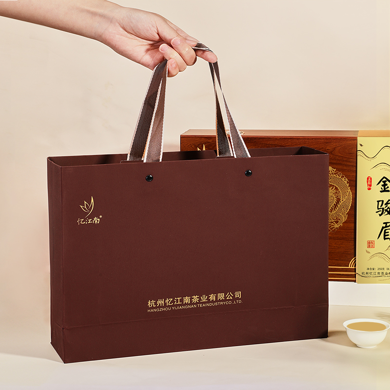 忆江南 龙跃凤鸣金骏眉礼盒 255g*高清大图