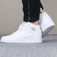 Air Jordan1 RetroBanned乔1 AJ1 禁穿黑红 情人节 男女篮球鞋 554724 纯白 36.5