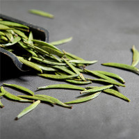 明芽雀舌绿茶四川蒲江明前翠芽春茶嫩芽高山茶原产地罐装玉尊雀舌200g