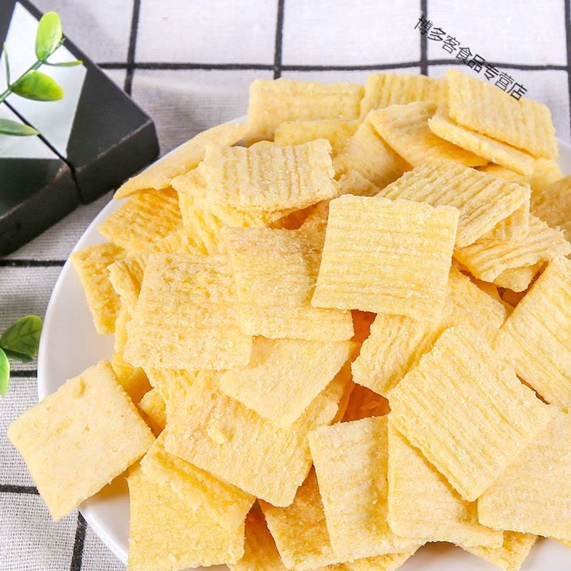 零食大礼包便宜锅巴批发小吃散装零食批发图片