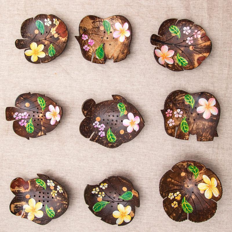 泰国手工椰子壳叶子造型香皂盒可沥水椰壳皂托新奇特肥皂盒视频