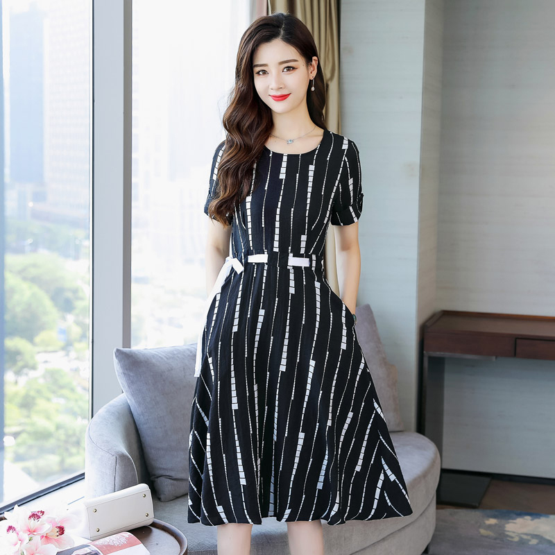 时尚连衣裙棉麻裙女女士新品夏装显瘦中长气质女神范衣服裙子潮