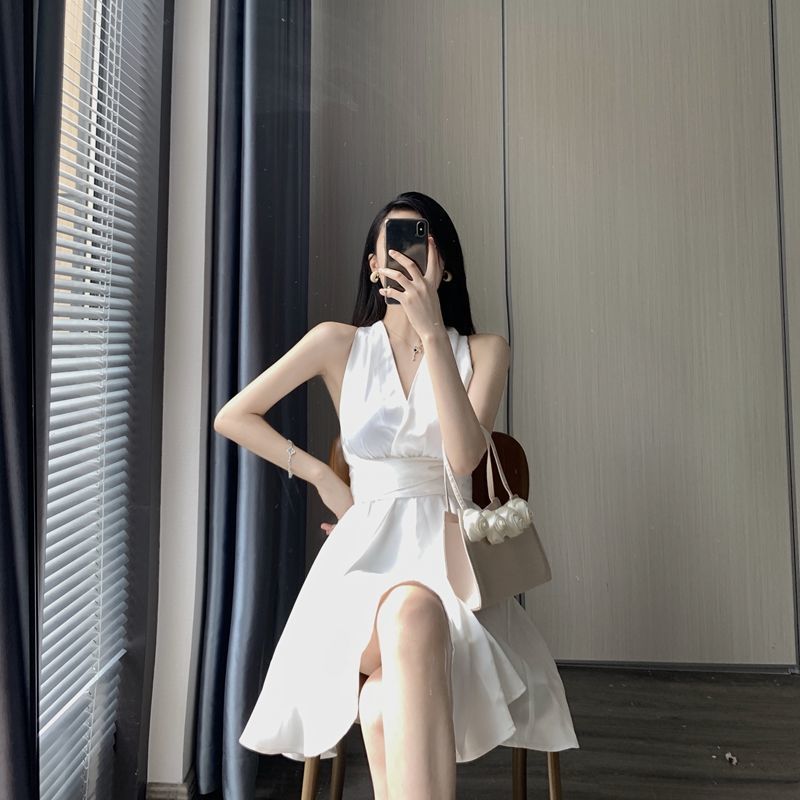 时尚修身连衣裙小心机法式收腰显瘦赫本风可盐可甜夏季新款仙女裙[7月27日发完] 白色 S