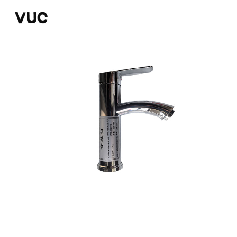 VUC 冷热单孔水龙头 不锈钢电镀600g 个高清大图
