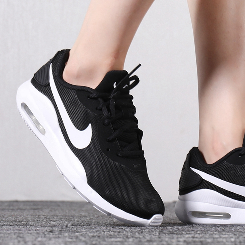 耐克(NIKE) 女子低帮休闲鞋透气减震 WMNS NIKE AIR MAX OKETO AQ2231-002高清大图