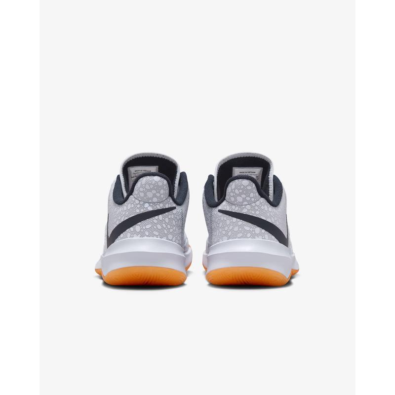 耐克(NIKE)女款排球鞋专业运动排球鞋透气缓震灵活抓地力竞技鞋