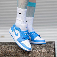 Air Jordan 1 Retro Low AJ1 UNC 复刻 北卡蓝 女士休闲运动低帮篮球鞋