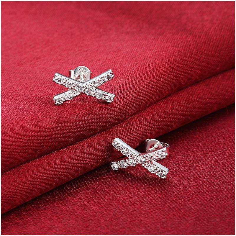E772Women Silver Earrings 镀925纯银精致X水晶日韩版女耳钉耳环送女朋友七夕情人节礼物