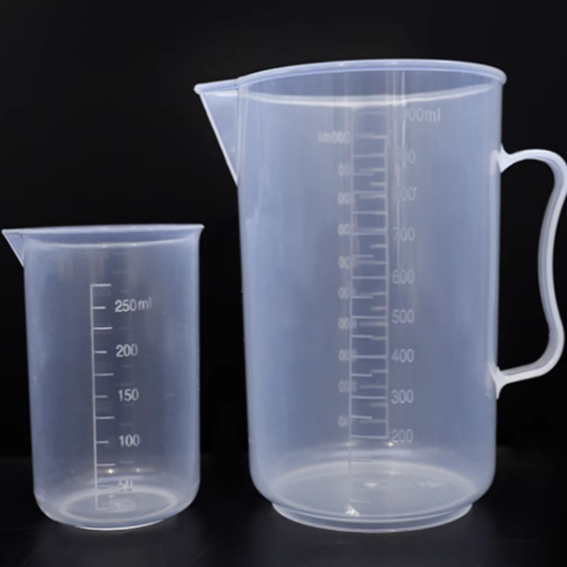PP塑料烧杯 带刻度 2000ml 货期5天 单位:个